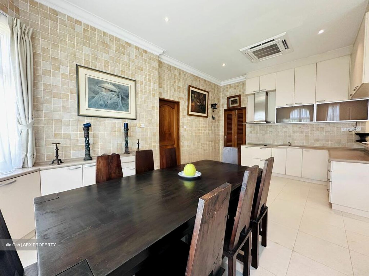 Turf Club Road (D11), Detached #458618951